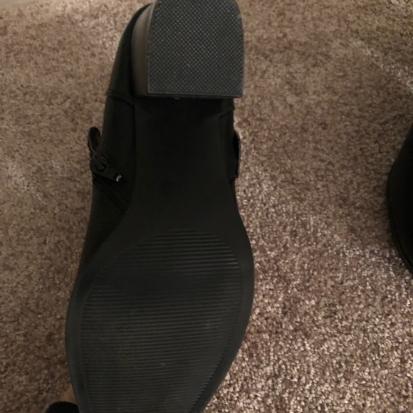 👢 BLACK ANKLE BOOTIE - Picture 3 of 3